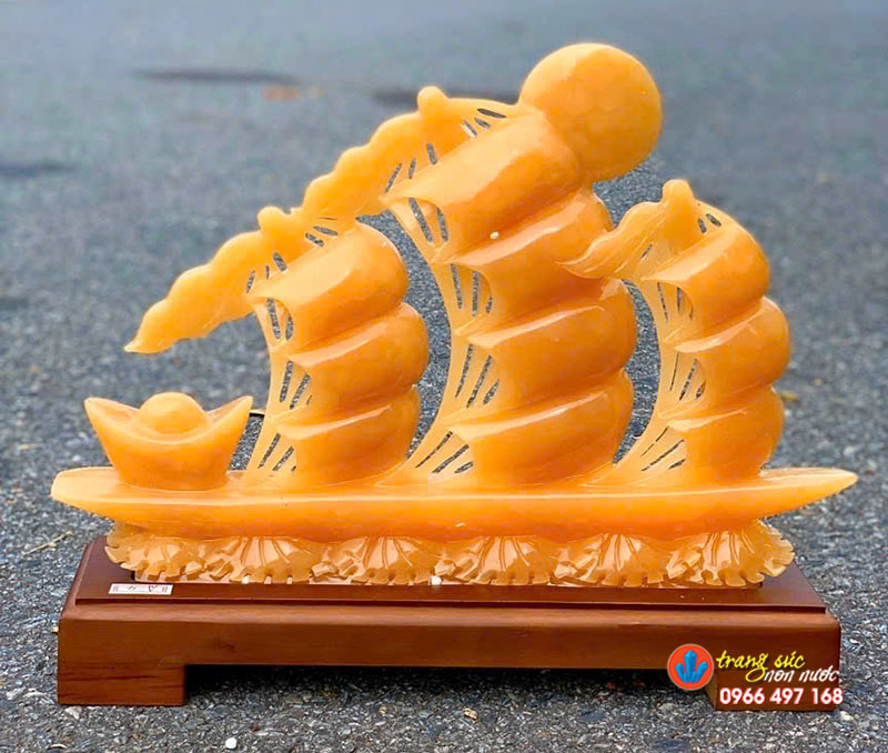 Thuyền Buồm Bằng Đá Phong Thủy 2 thuyen-buom-da-vang-30cm